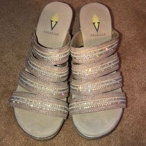 VOLATILE SIZE 8 wedges